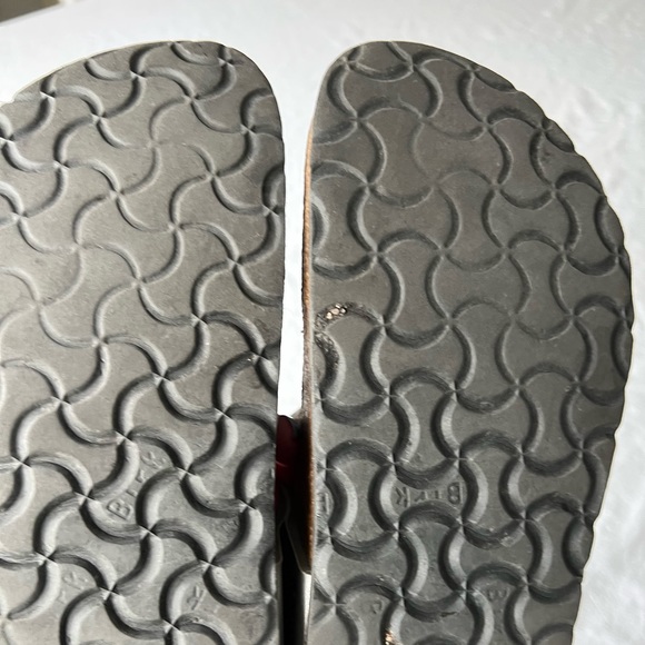 Birkenstock Gizeh Silver Women’s  size 8/38 - Picture 6 of 8